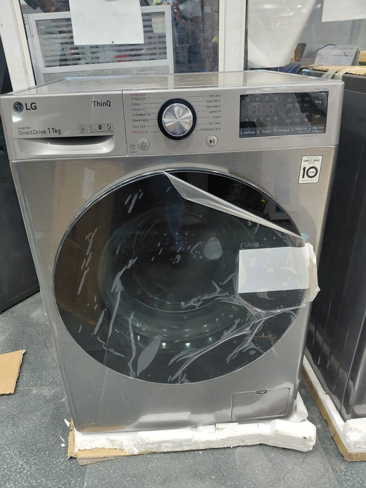 F4Y5EYGYPV..Lg 11kg wash and spin