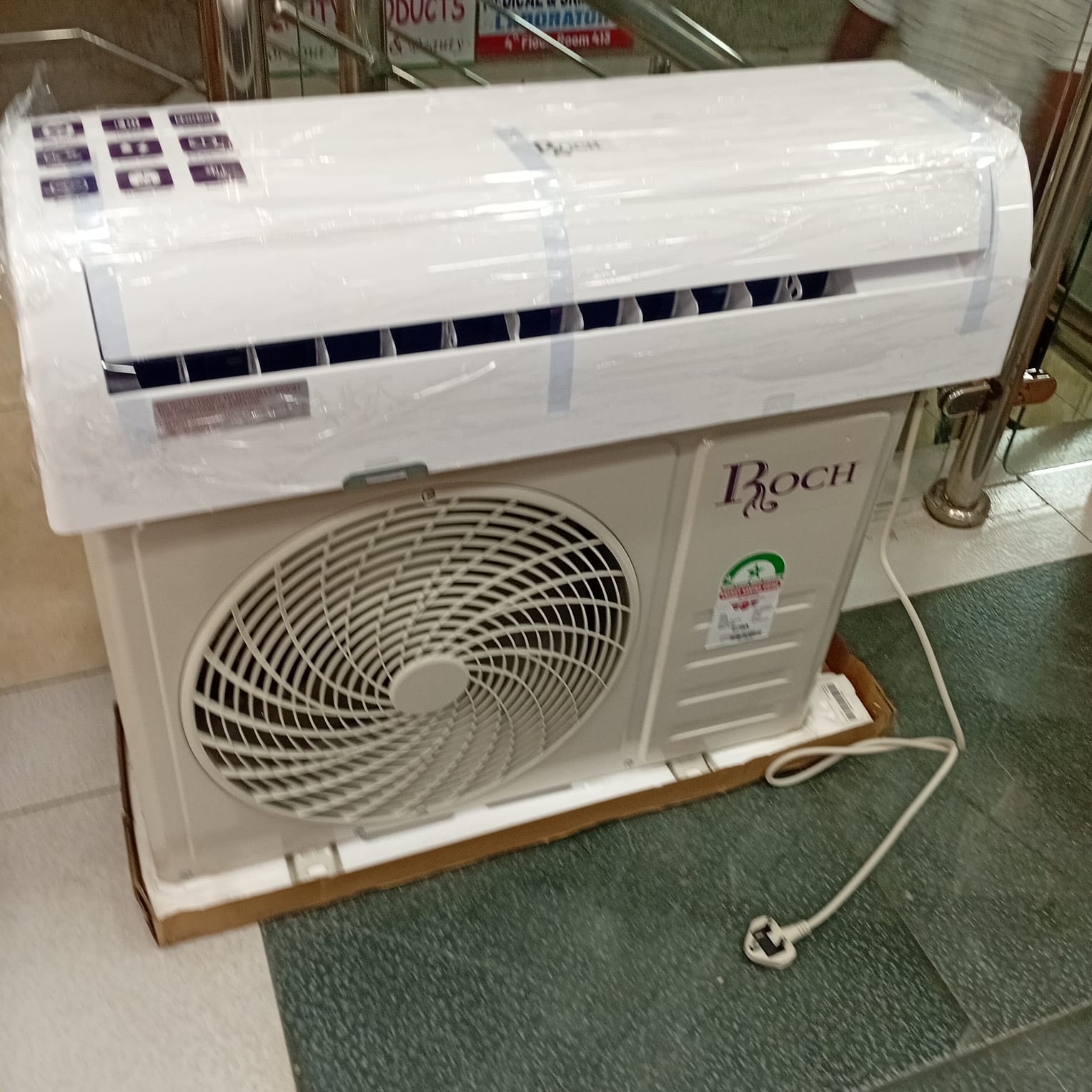 Roch 18000 BTU Air Conditioner